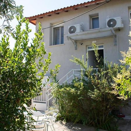 Anadora 2: Hospitable Stone House With Yard Apartman Alexandrúpoli Kültér fotó