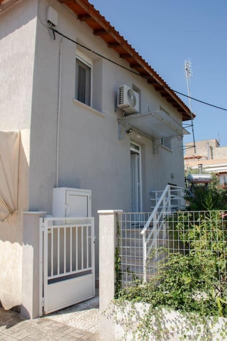 Anadora 2: Hospitable Stone House With Yard Apartman Alexandrúpoli Kültér fotó