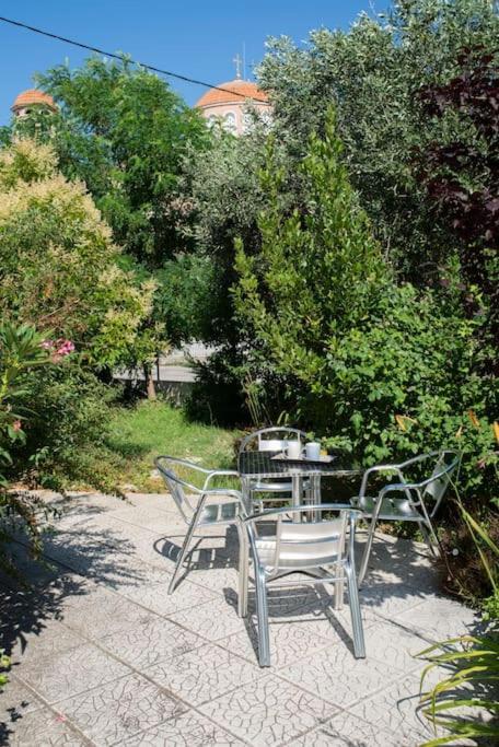 Anadora 2: Hospitable Stone House With Yard Apartman Alexandrúpoli Kültér fotó